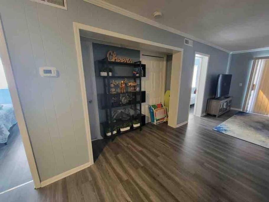 2022 Renovated 2-Bdrm Cozy, Lovely Condo W/Parking! Hilton Head Island Buitenkant foto