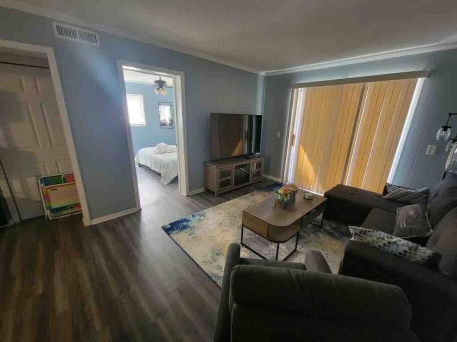 2022 Renovated 2-Bdrm Cozy, Lovely Condo W/Parking! Hilton Head Island Buitenkant foto