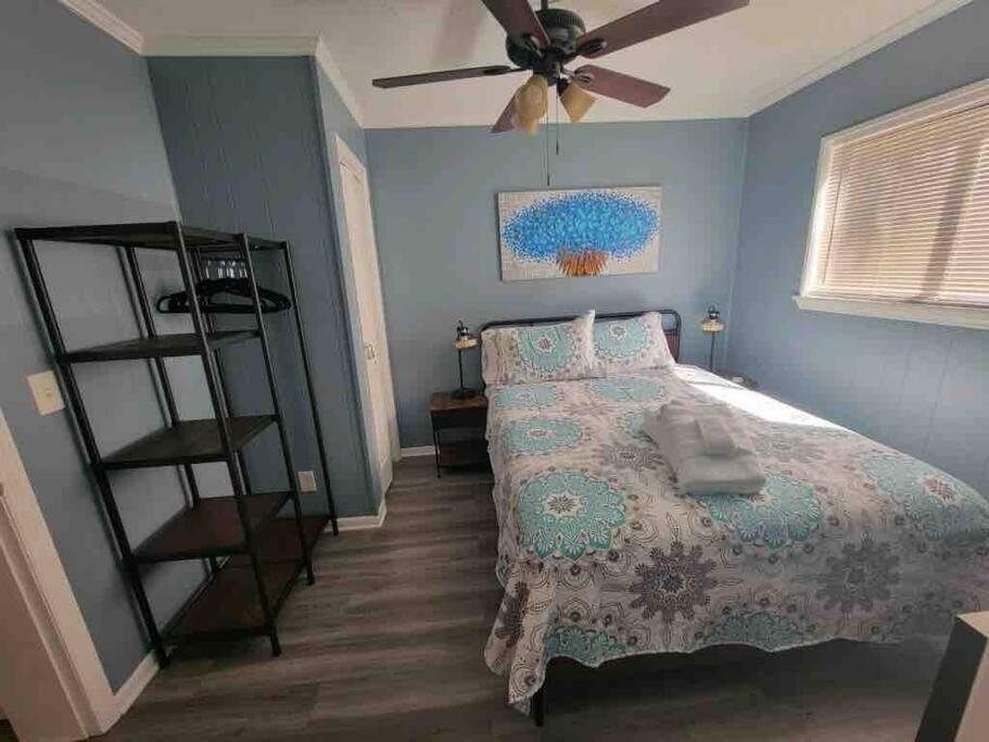 2022 Renovated 2-Bdrm Cozy, Lovely Condo W/Parking! Hilton Head Island Buitenkant foto