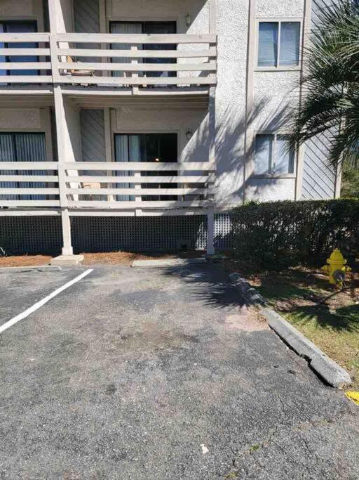 2022 Renovated 2-Bdrm Cozy, Lovely Condo W/Parking! Hilton Head Island Buitenkant foto