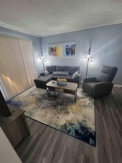 2022 Renovated 2-Bdrm Cozy, Lovely Condo W/Parking! Hilton Head Island Buitenkant foto